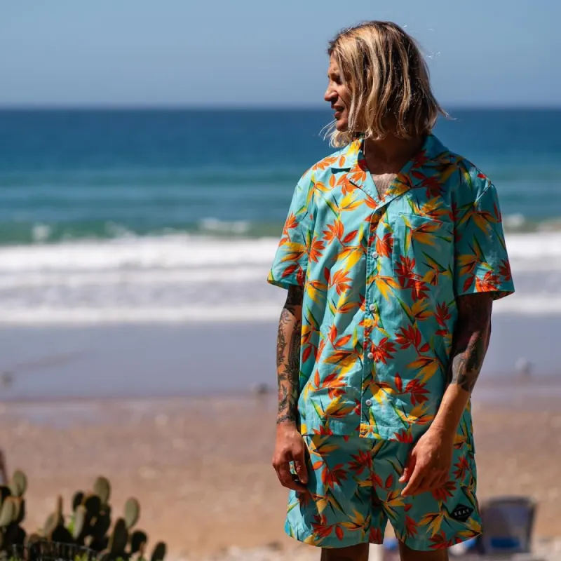 BBQ Shirt Bird of Paradise Blue sold by Ivalo.com