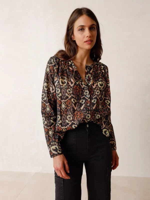 Vera Ethnic Shirt Black sold by Ivalo.com