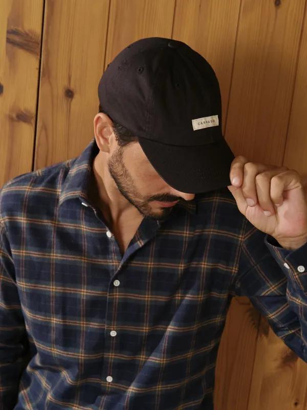 Carpasus Cap Black sold by Ivalo.com