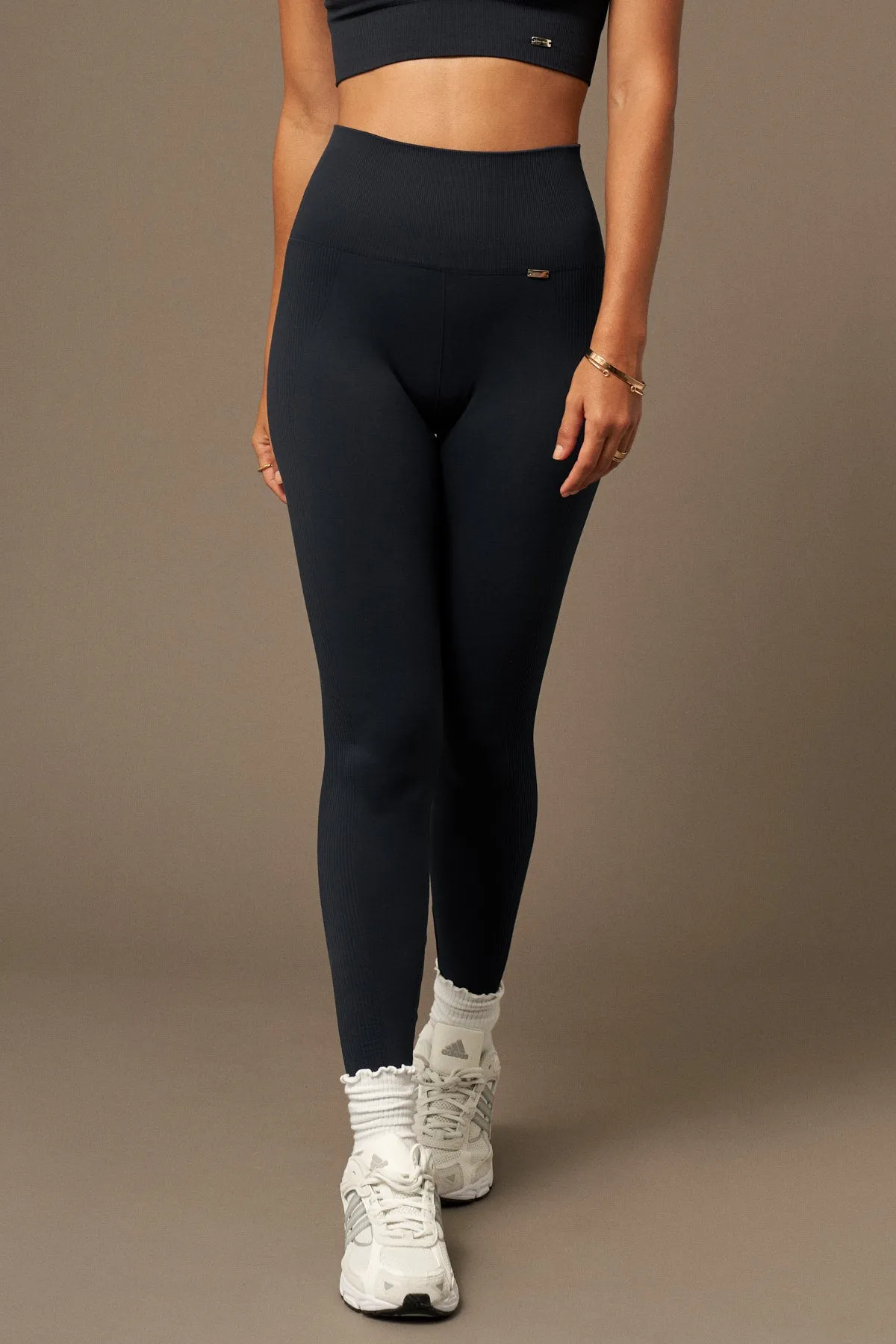 Bliss Leggings Navy sold by Ivalo.com product image thumbnail 4