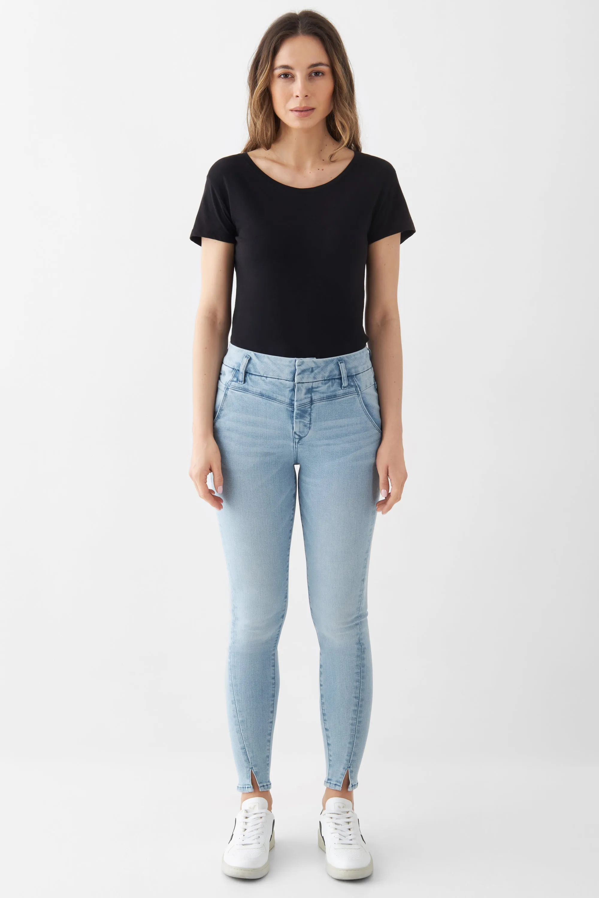 Sun Up Skinny Design Details Jeans Light Blue sold by Ivalo.com