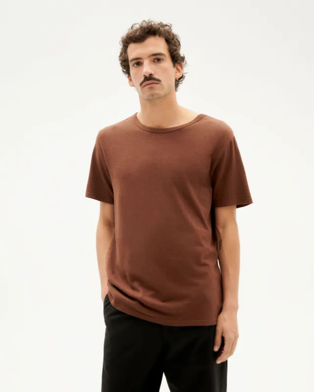 Thick T-Shirt Chocolate sold by Ivalo.com