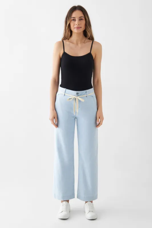 Dew Cropped Jeans Bright Denim sold by Ivalo.com