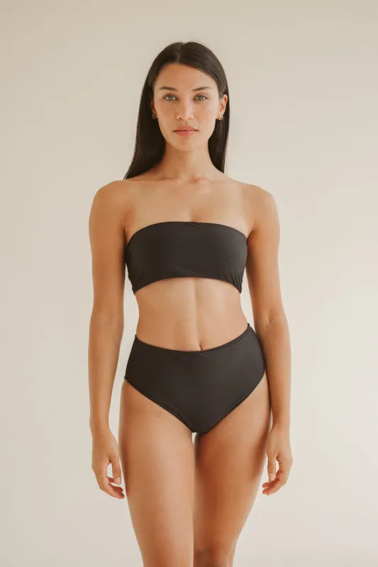 Yuna Bikini Top Black sold by Ivalo.com