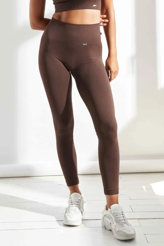 Flow Legging Brown sold by Ivalo.com