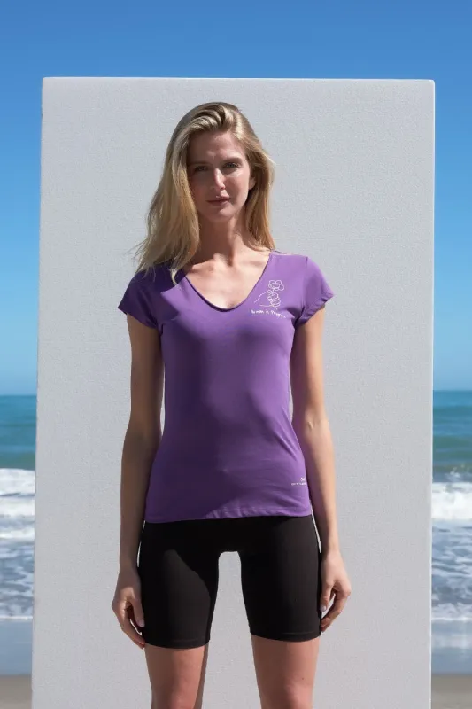 Printed V-neck T-Shirt Purple sold by Ivalo.com