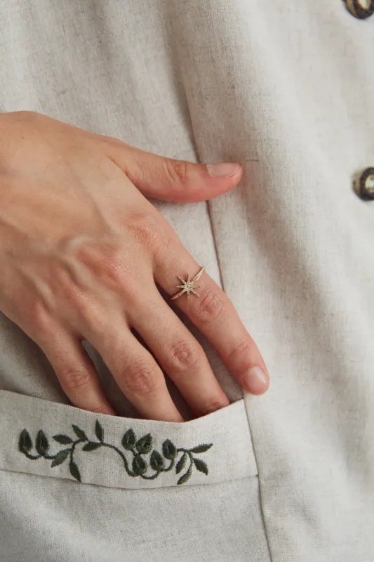 Star Ring Gold sold by Ivalo.com