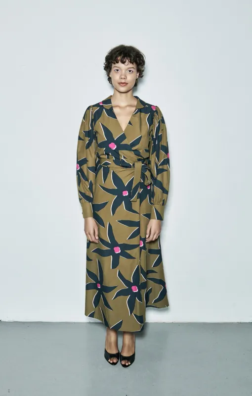 Rozsa Poplin Wrap Dress Starflower Pink sold by Ivalo.com