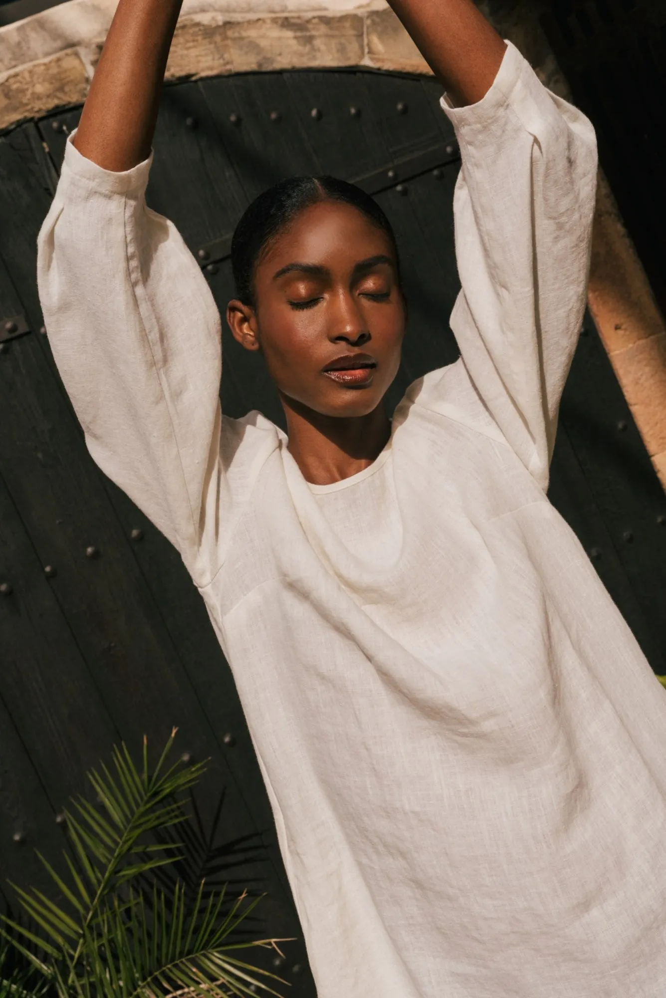 Amalia Long-Length Linen Dress sold by Ivalo.com product image thumbnail 2