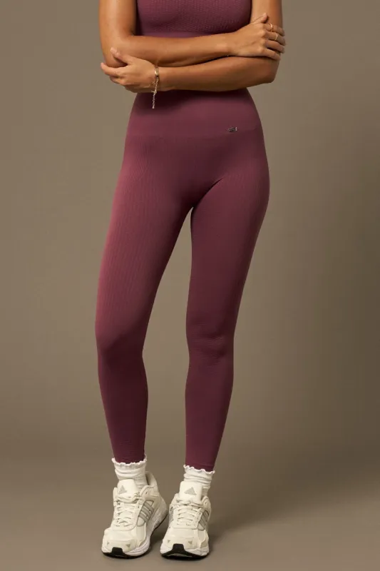 Flow Leggings Purple sold by Ivalo.com