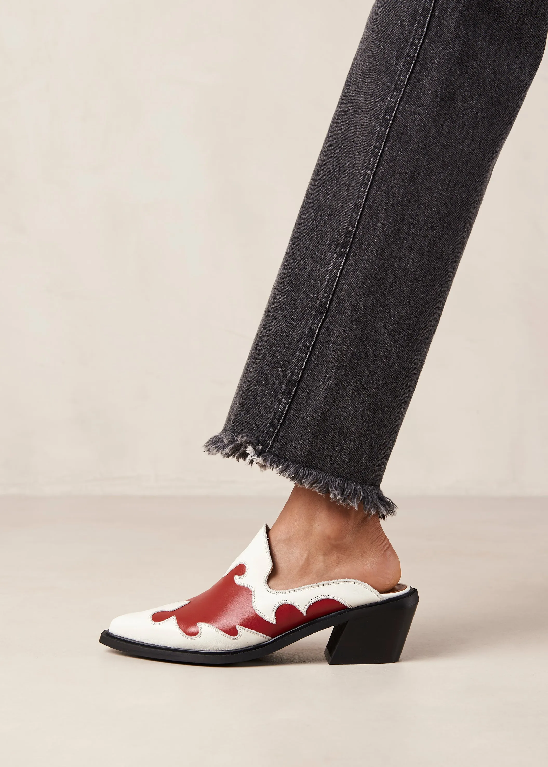 Weston Leather Mules Bicolor Red Cream sold by Ivalo.com product image thumbnail 2