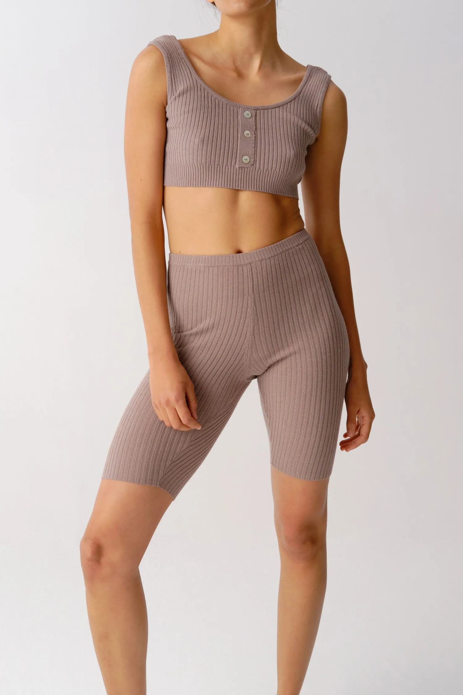 Nua Shorts Light Brown sold by Ivalo.com