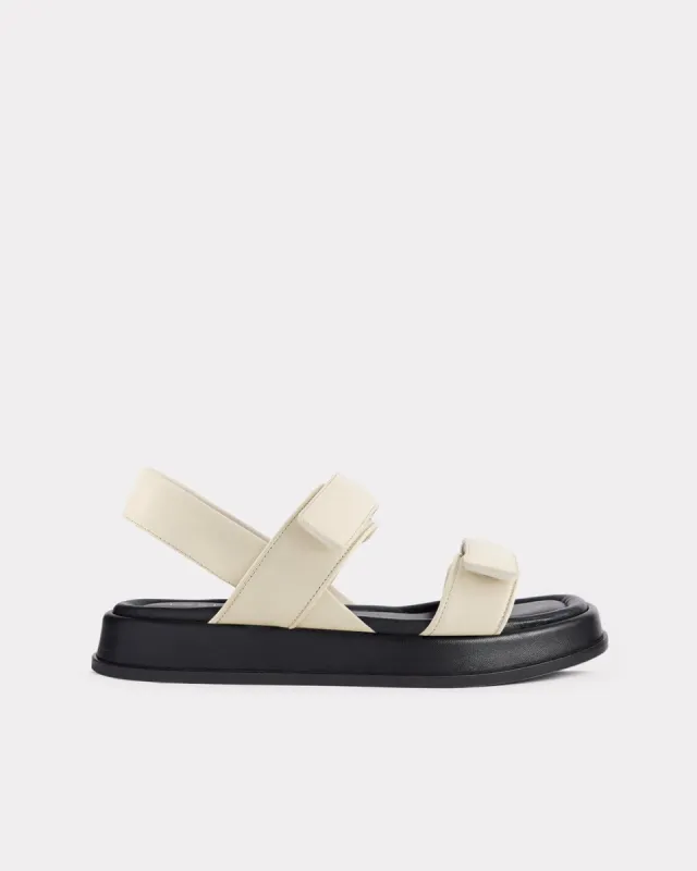 The Sporty Sandal Butter sold by Ivalo.com