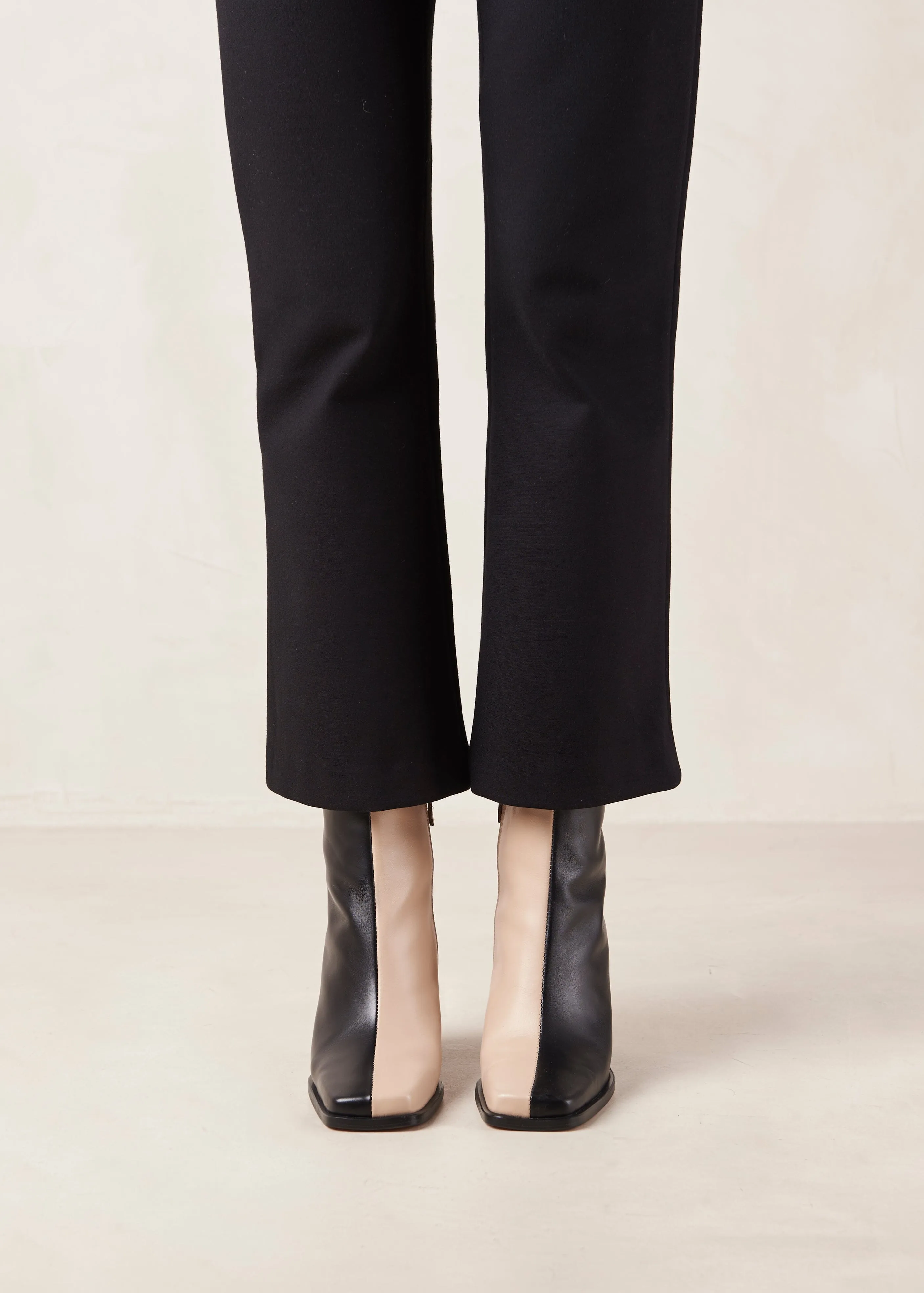 South Bicolor Leather Boots Stone Beige & Black sold by Ivalo.com product image thumbnail 2