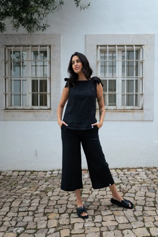 Lauren Top Black sold by Ivalo.com