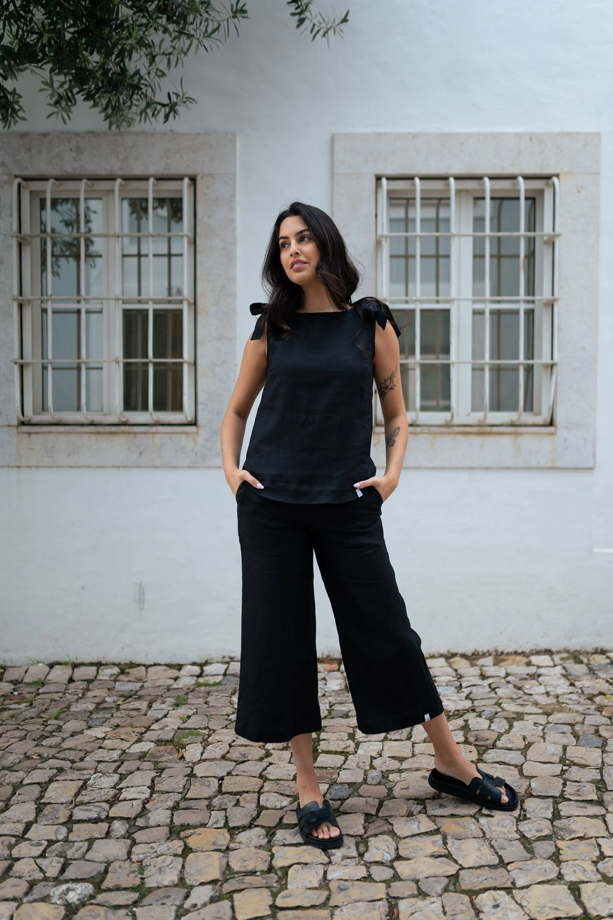 Lauren Top Black sold by Ivalo.com