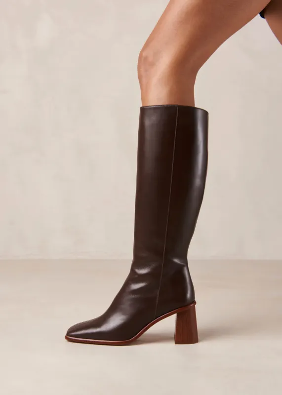 East Leather Boots Coffee Brown sold by Ivalo.com
