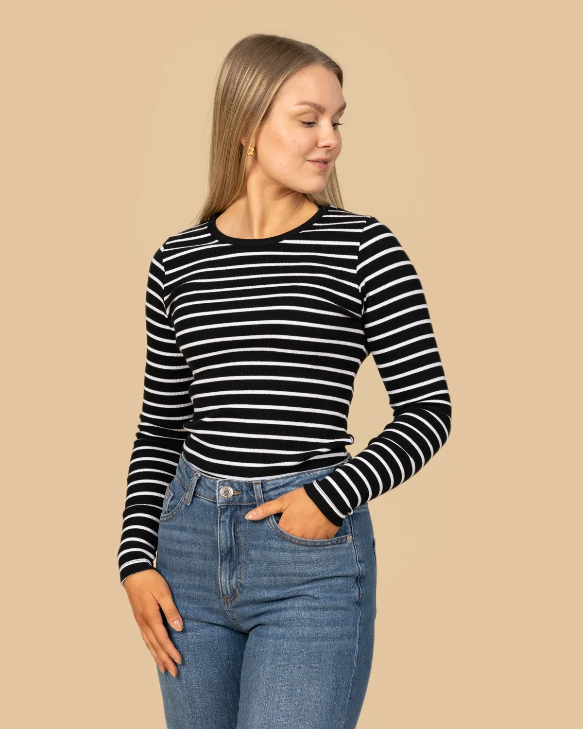 Long Sleeve Top Black Striped sold by Ivalo.com product image thumbnail 2