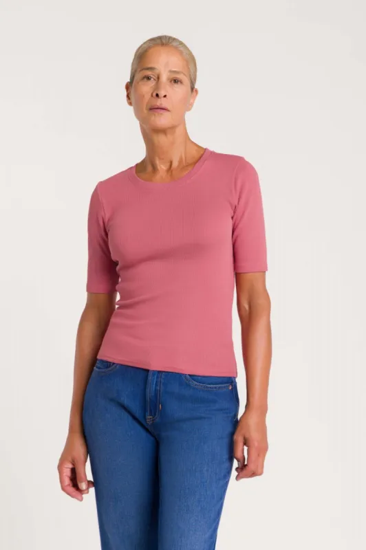 Rina T-Shirt Rose sold by Ivalo.com