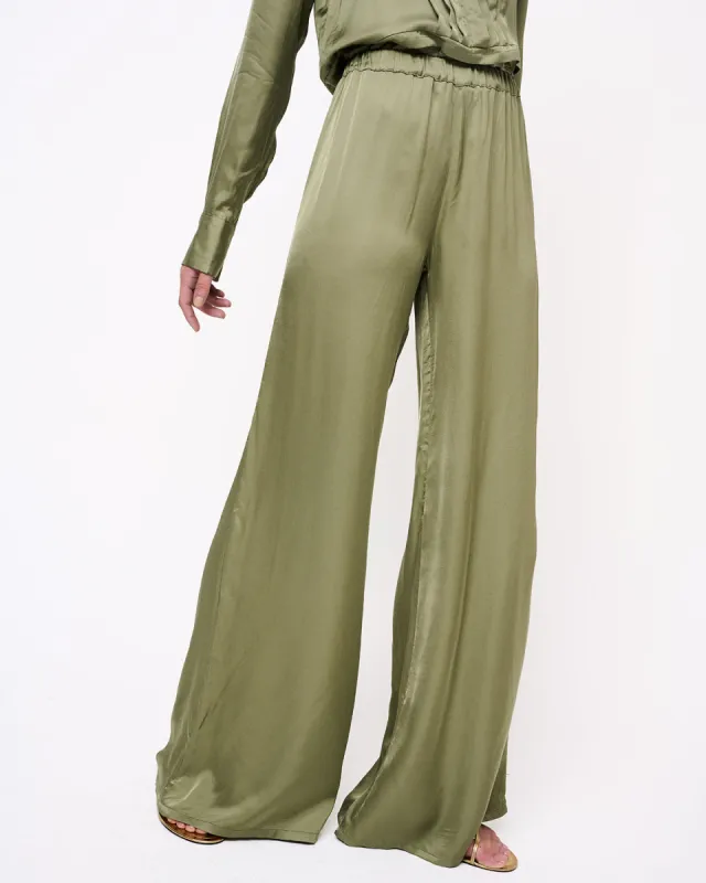 Olive Loose Cut Trousers Green sold by Ivalo.com