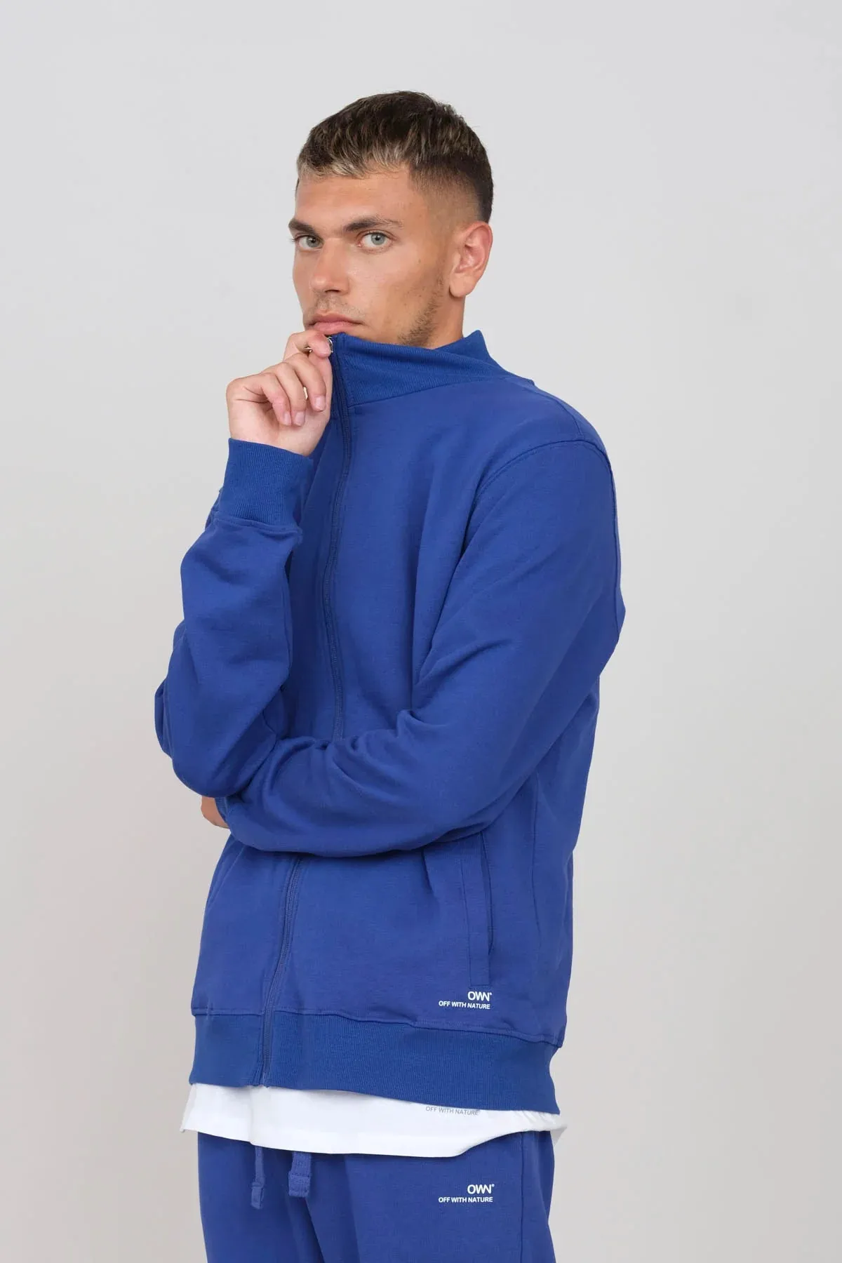 Men's Sweatshirt With A Zipper Royal Blue sold by Ivalo.com