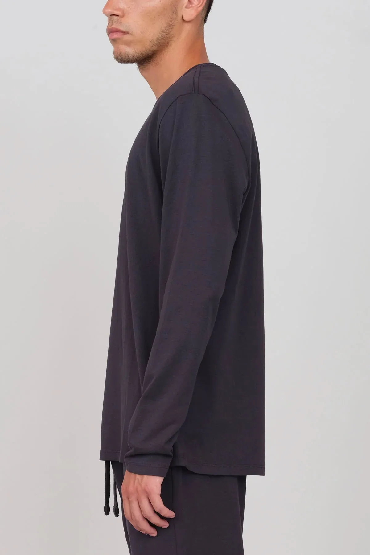 Long Sleeve Crewneck T-Shirt Blue sold by Ivalo.com product image thumbnail 3