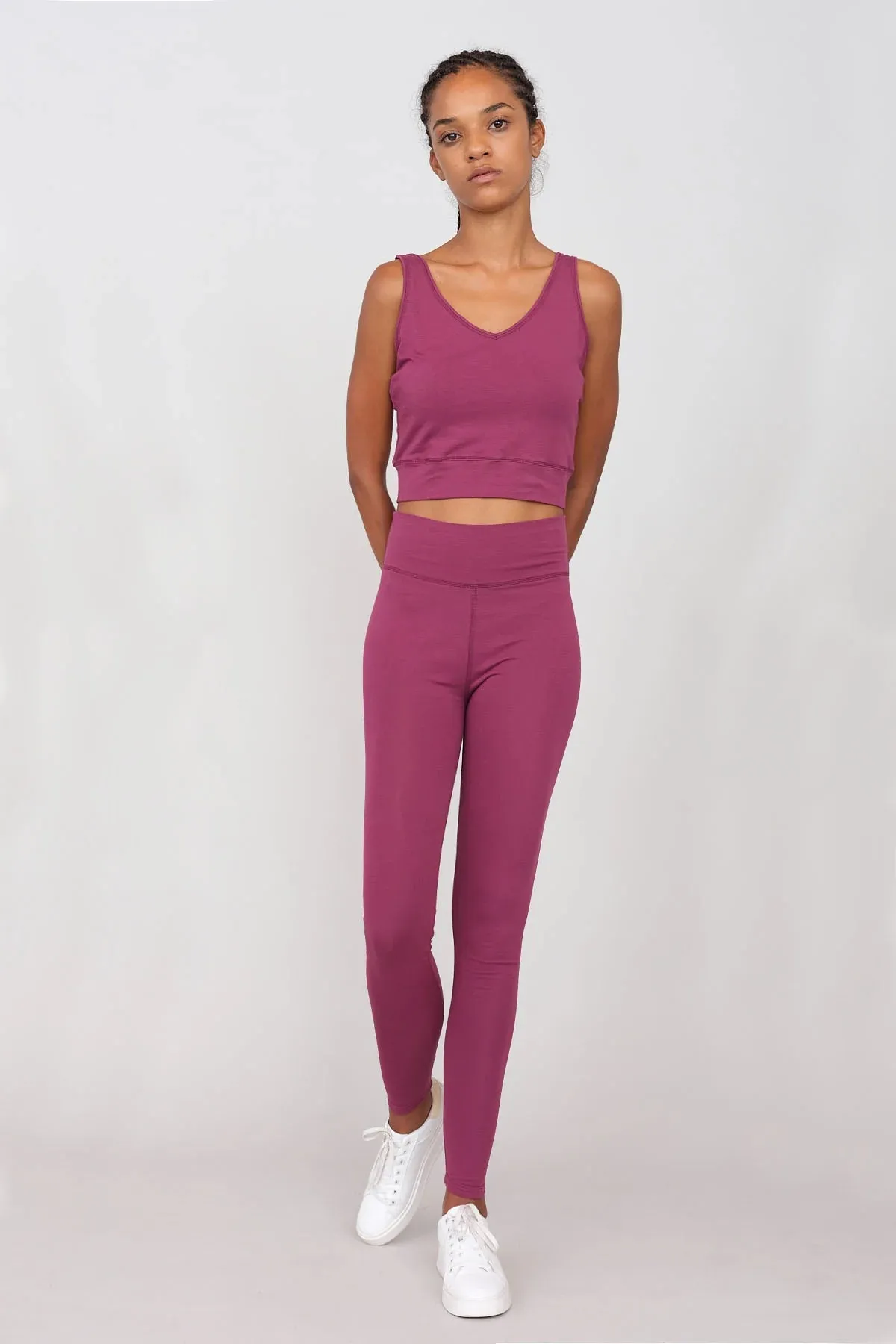 Leggings Grape sold by Ivalo.com