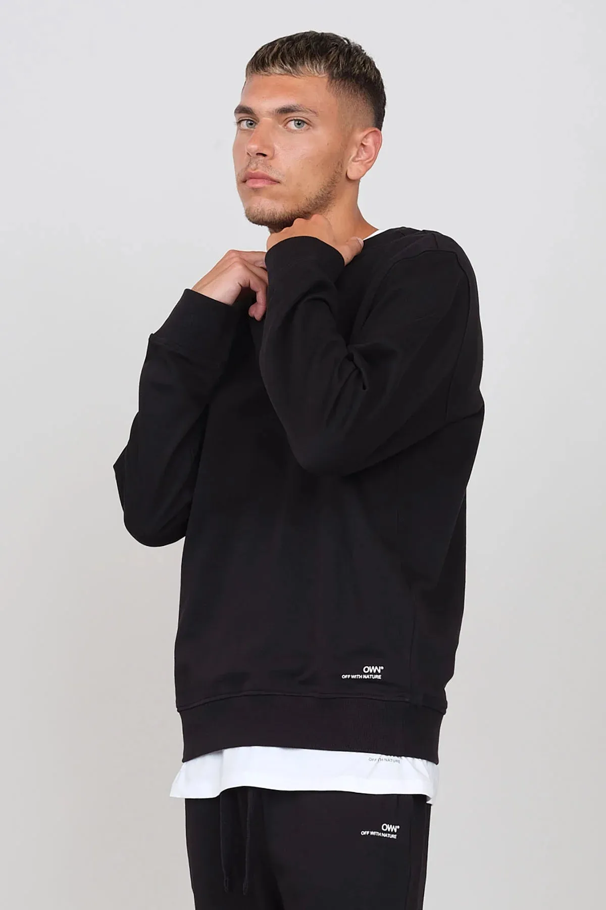 Men's Crewneck Sweatshirt Black sold by Ivalo.com