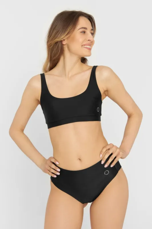 Agung Sporty Bikini Top Nero sold by Ivalo.com