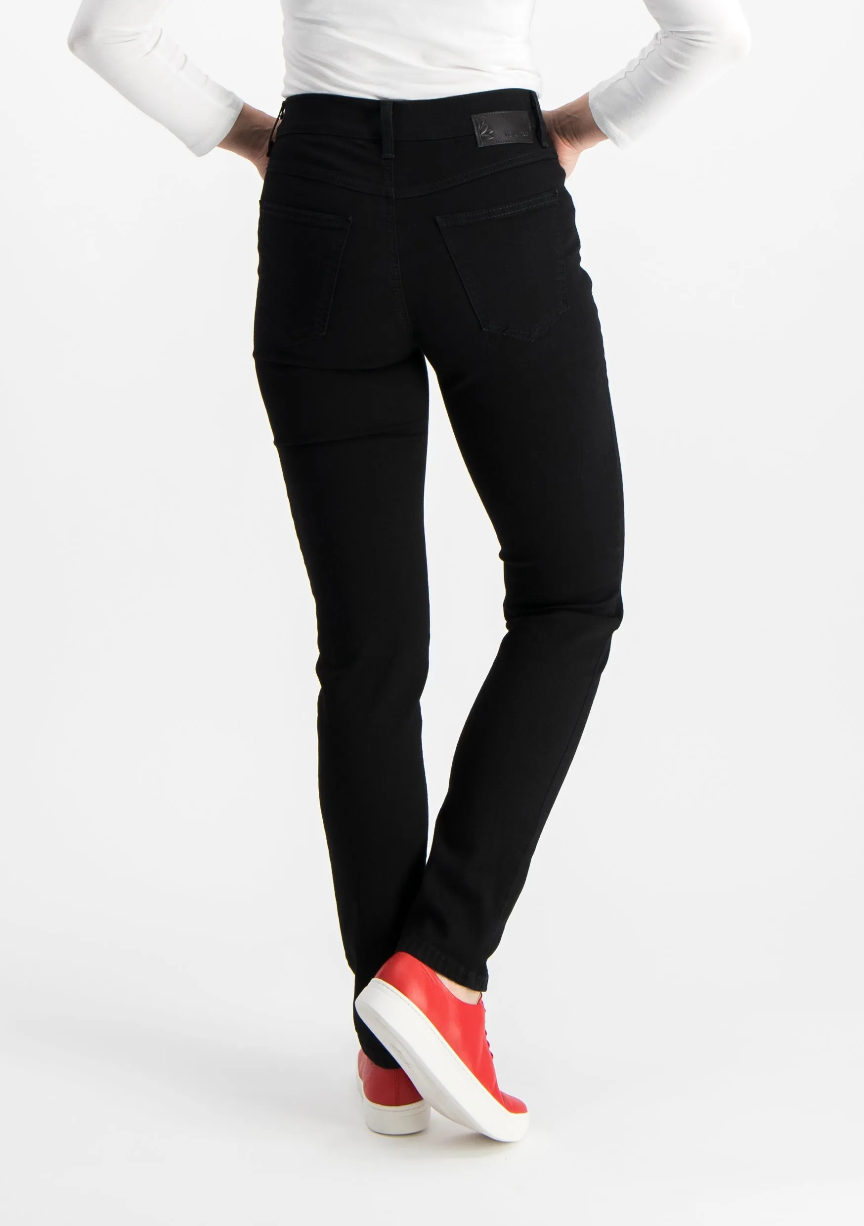 Suzie Super Strech Skinny Jeans Black sold by Ivalo.com product image thumbnail 5