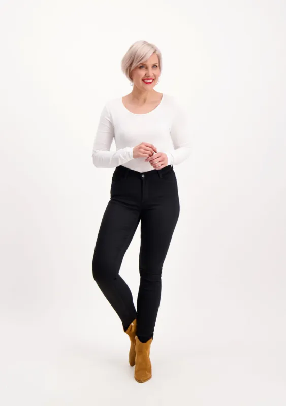 Legging Super Stretch Jeans Black Satin Finish sold by Ivalo.com