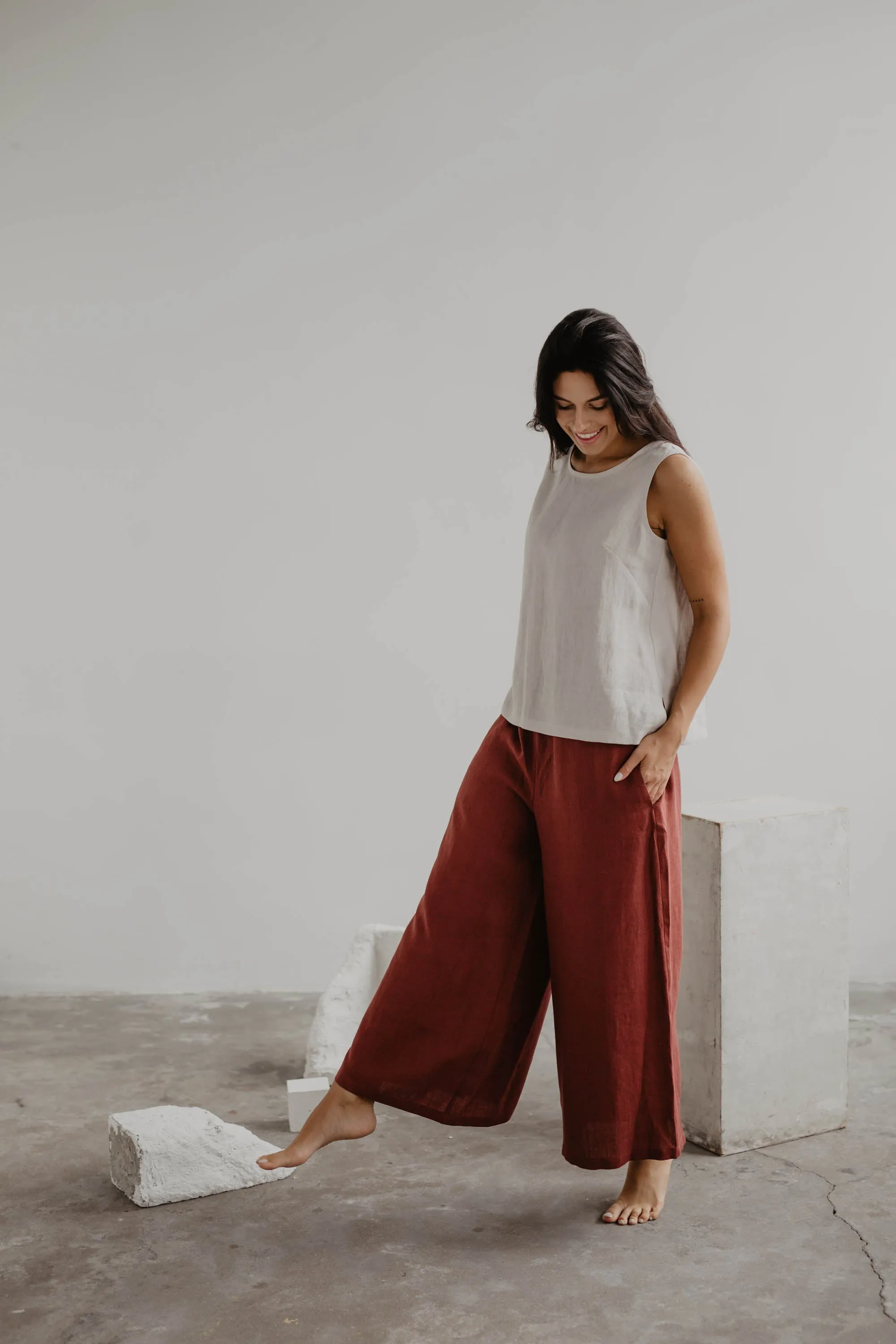 Isabella Wide Linen Pants sold by Ivalo.com product image thumbnail 4