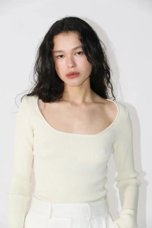 Scoop Neck Sweater Cream sold by Ivalo.com
