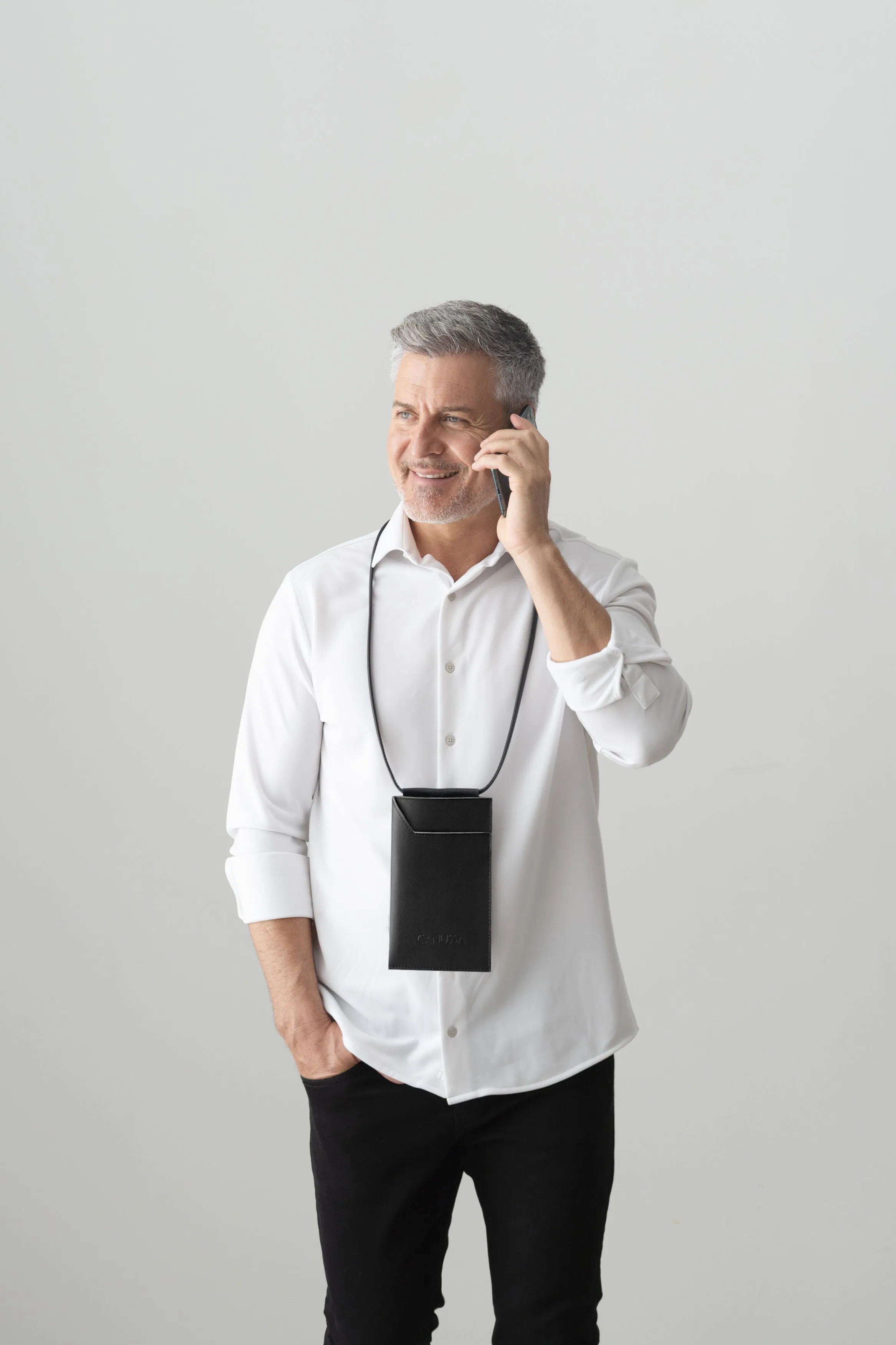 Move Black Phone Case sold by Ivalo.com product image thumbnail 2