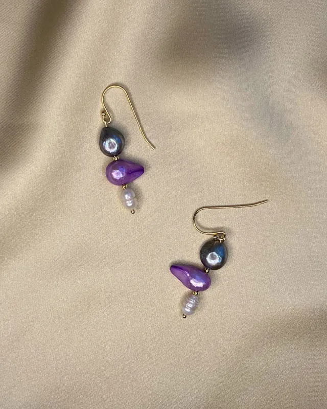 Luna Earrings sold by Ivalo.com