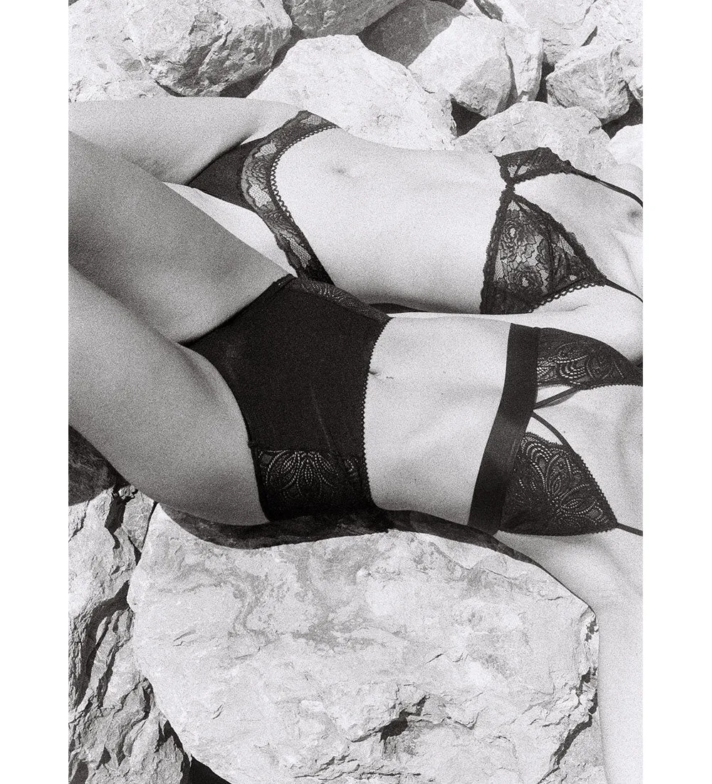 Earth Black High Triangle Underwear Set sold by Ivalo.com product image thumbnail 3