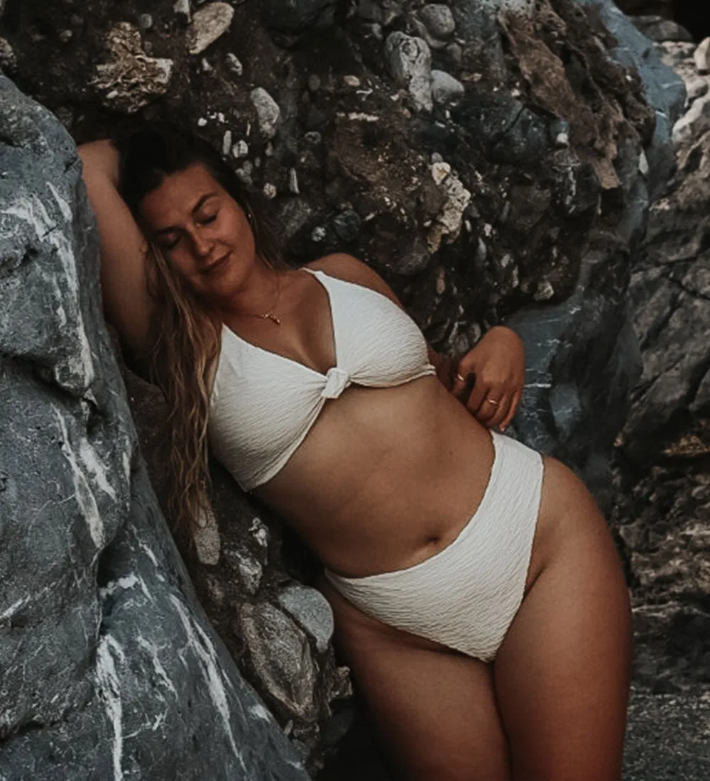 Jacquard Leona + Skyline High Bikini Set Cream sold by Ivalo.com product image thumbnail 2