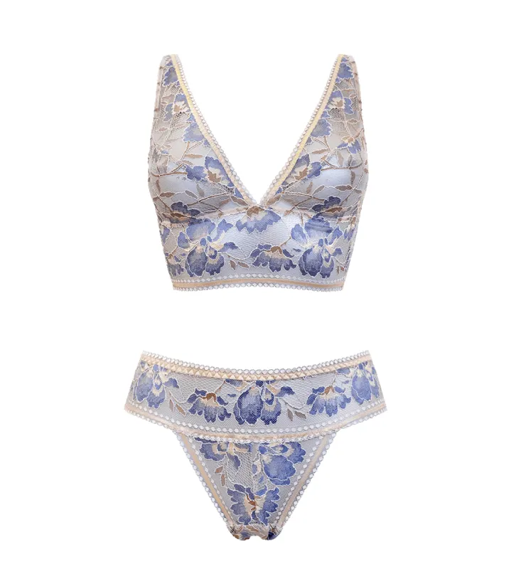 Viana Set sold by Ivalo.com