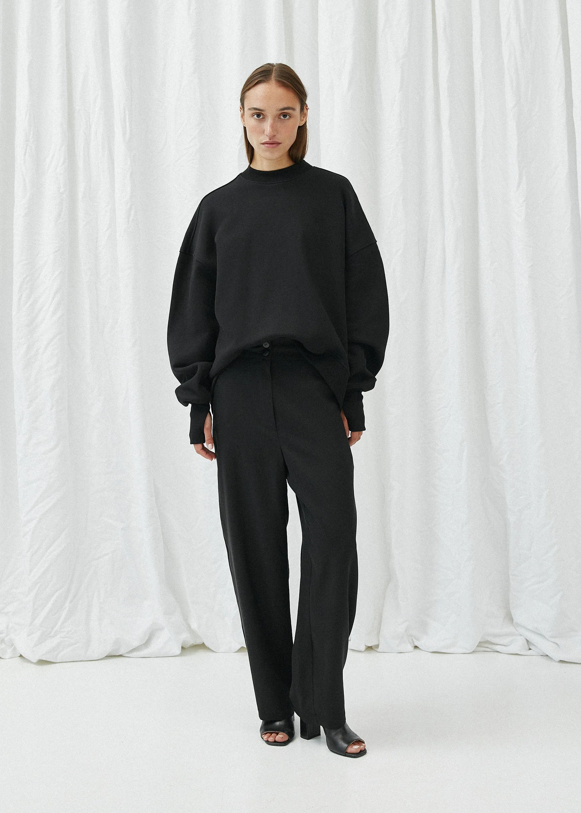 Skyla Pullover Black sold by Ivalo.com