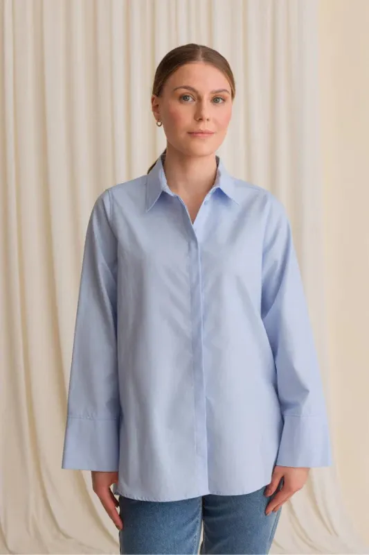 Karolina Cotton Shirt Light Blue sold by Ivalo.com