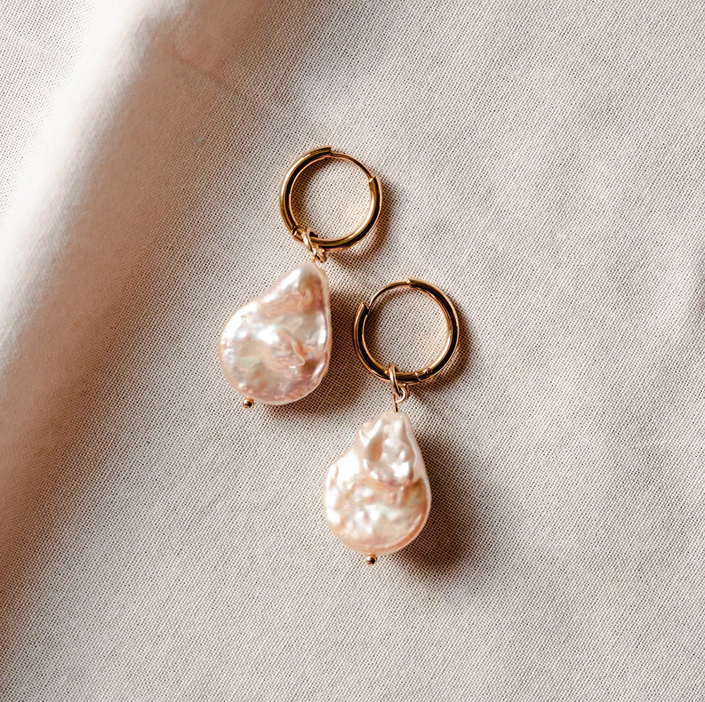 Coin Pearl Golden Earrings sold by Ivalo.com