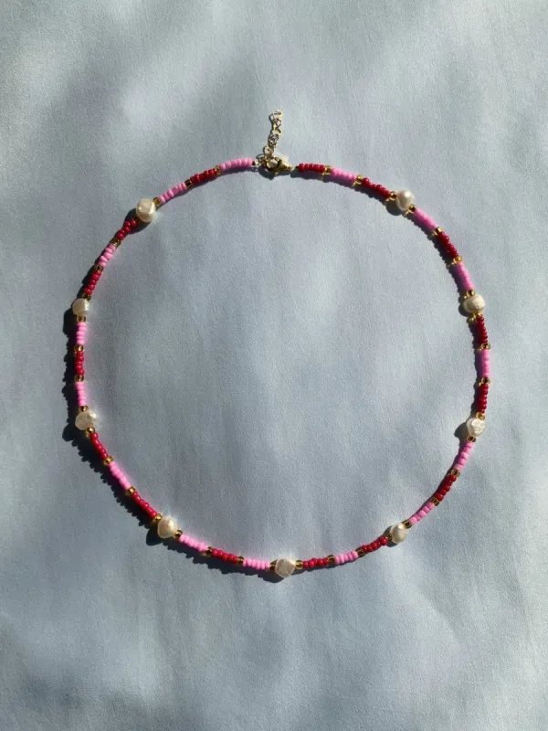 Taffy Pearls sold by Ivalo.com