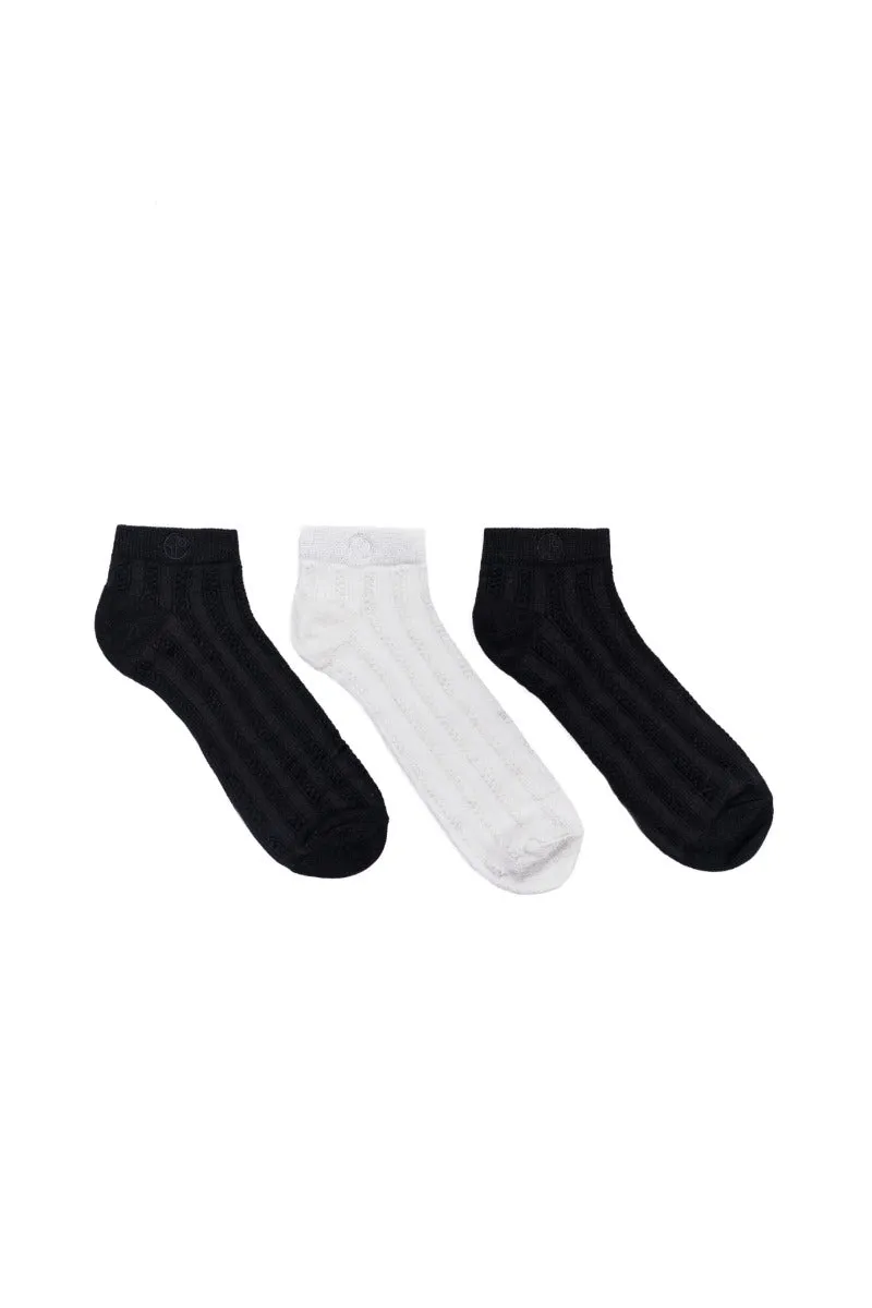 3-Pack Ankle Socks 2 Black & 1 White sold by Ivalo.com
