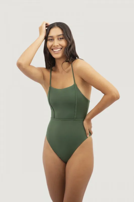 Byron Bay BNK Seaweed sold by Ivalo.com