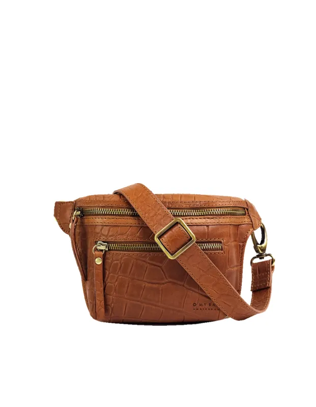 Beck's Bum Bag Wild Oak Soft Grain Croco sold by Ivalo.com