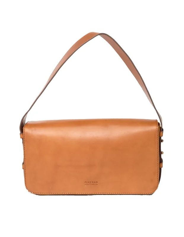 Gina Baguette Cognac Classic Leather sold by Ivalo.com
