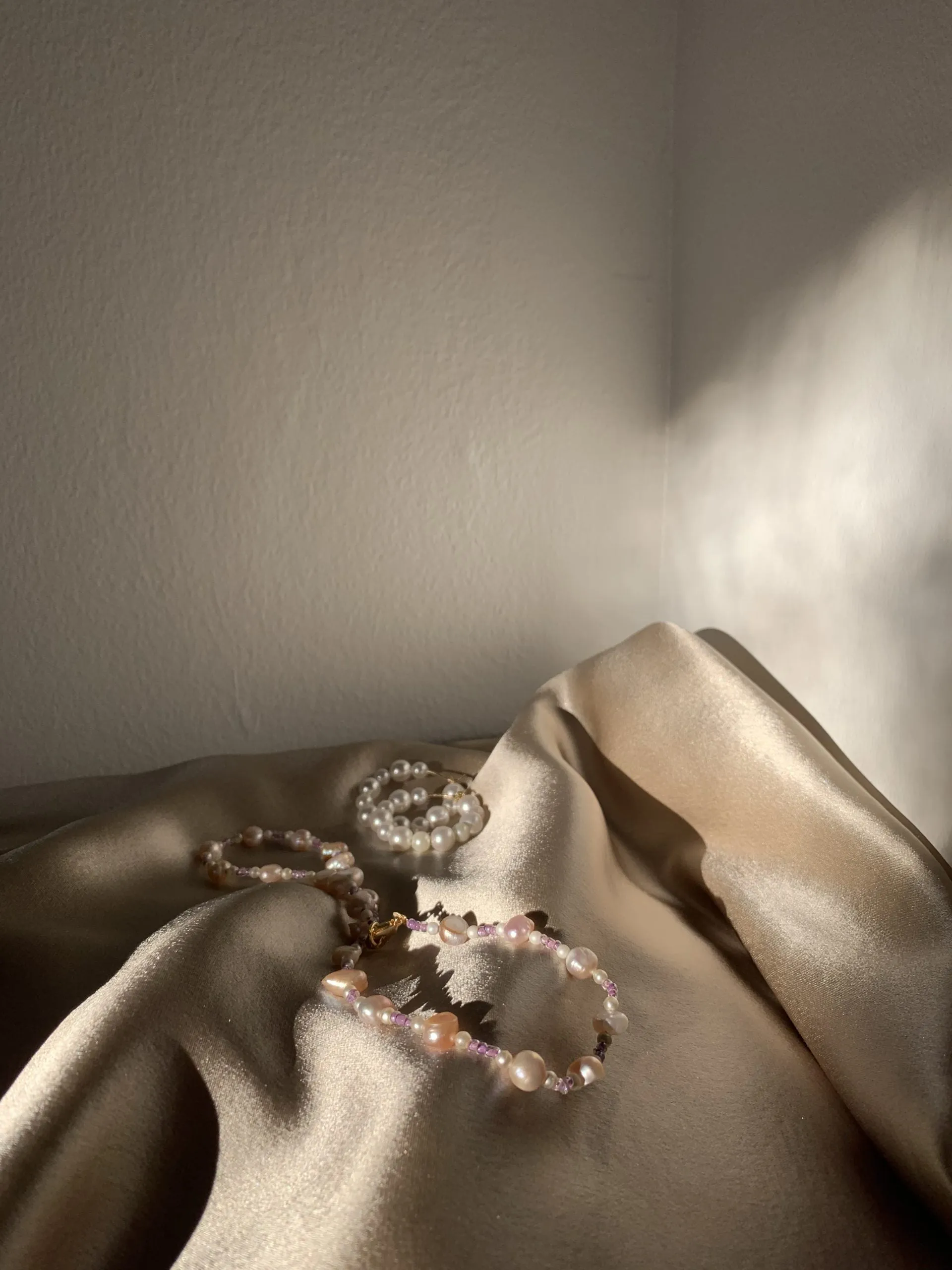 Mingle Pearl Earrings sold by Ivalo.com product image thumbnail 3