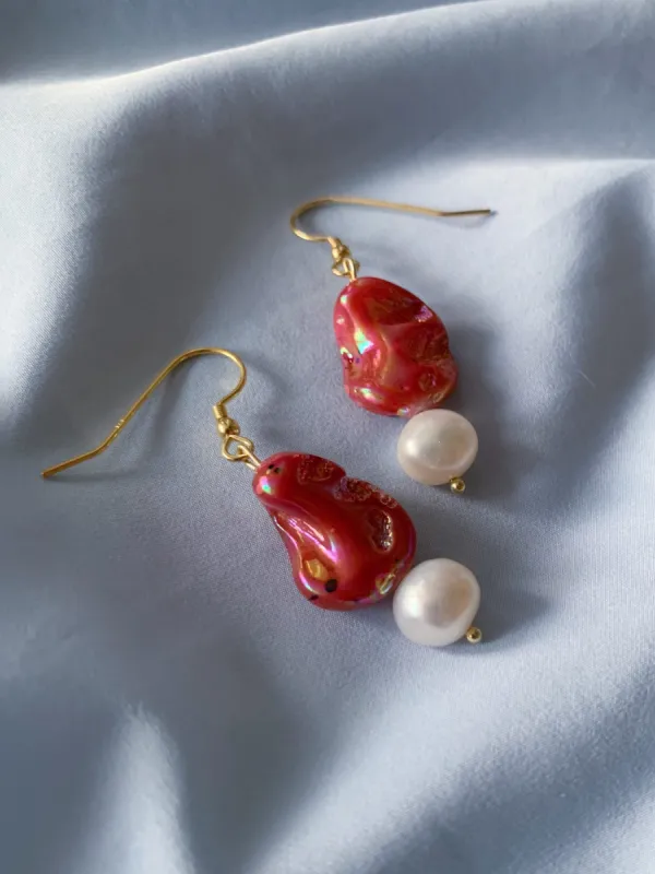 Waves Scarlet Earrings sold by Ivalo.com