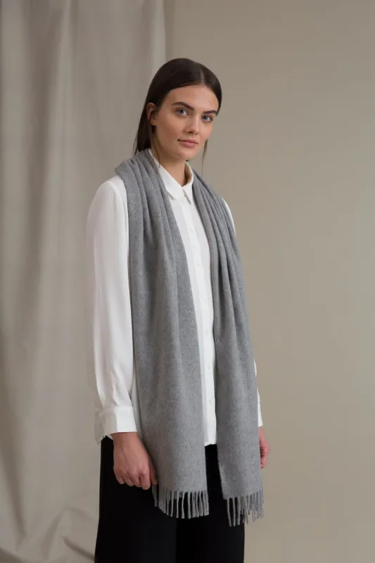Connie Wool Cashmere Scarf Grey Melange sold by Ivalo.com