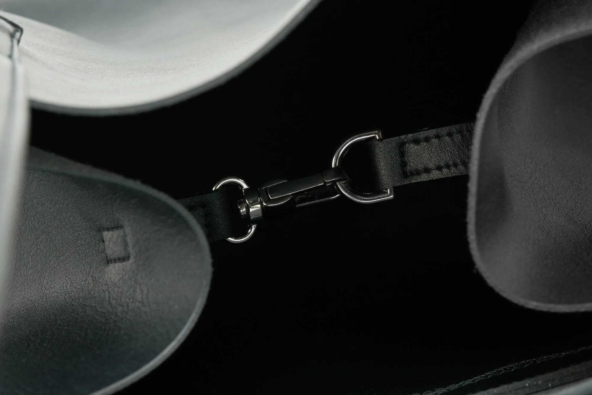 Totissimo Shoulder Bag Black sold by Ivalo.com product image thumbnail 5